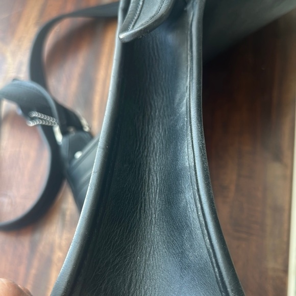 Coach Black Messenger Bag with Textured Finish - Picture 13 of 16